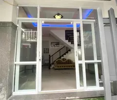 Hạ giá bán gấp nhà 3 tầng hẻm oto Lê Hồng Phong, phường Phước Hải, tp Nha Trang