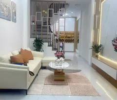 Bán nhà 4 tầng 40m², 4PN, 4WC, Hoàng Mai - 6.9 tỷ, sổ đỏ chính chủ