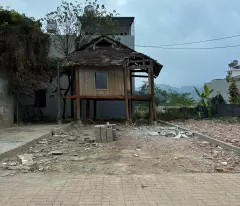 Đất nền cạnh Rừng Thông Bản Áng cần sang nhượng gấp. vị trí đẹp mặt tiền đường lớn.