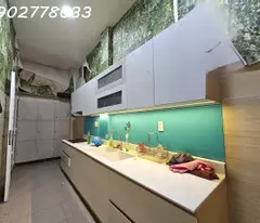 11 TỶ ( có thương lượng ) Bán Nhà 1 trệt 5 lầu mặt tiền đường Huỳnh Văn Lũy P.Quang Vinh