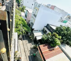 Nhà 2 tầng, Trường Thọ, TĐ, ngay trạm Metro, 70m2, ngang 4.6m, nhỉnh 4 tỷ