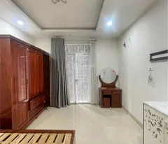 Bán nhà 3 tầng mê đúc chắc chắn DT 54,7m2 nở hậu, đường 5m oto thông, khu vực yên tĩnh , an ninh