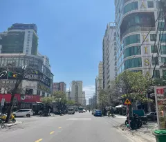 Vị trí cực đẹp - Bán nhà Tô Hiến Thành sát biển Mỹ Khê trung tâm du lịch biển.