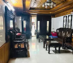 Bán nhà Quyết Thắng giá 9 tỷ, diện tích 46.8m2, 3 tầng, mặt tiền 3.5m