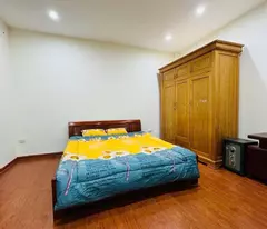 Đội Cấn - Ba Đình / 5 Tầng 30m2 dân xây - 6x Tỷ