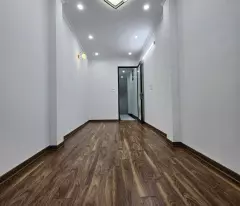Bán nhà 30m² 4 tầng, Nguyễn Khoái, Hoàng Mai, 5.9 tỷ - Full nội thất