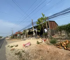 Bán đất mặt tiền Lý Thái Tổ, thị xã LaGi cách Biển 200m giá ngộp 500tr/m ngang