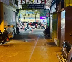 "Bán nhà phố Minh Khai, Hai Bà Trưng 50m, 4 tầng. Giá: 14.5 tỷ. LH: 0937158386