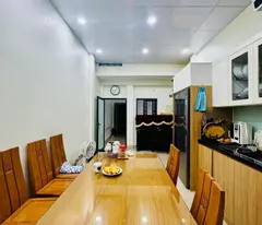 "Bán nhà phố Minh Khai, Hai Bà Trưng 50m, 4 tầng. Giá: 14.5 tỷ. LH: 0937158386