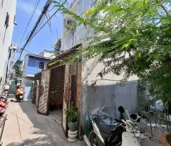Hẻm Bagac, Nhà 6M ngang, 100M2, tiện xây căn hộ dịch vụ,Trung tâm quận  Q7, Chỉ 7.2Tỷ.