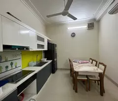 Bán nhà 5 Tầng phố Dịch Vọng Hậu 40m2 Chỉ  9.5 tỷ Cầu Giấy, Dòng tiền, KD, Ngõ Thông