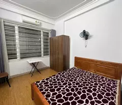 Bán nhà 5 Tầng phố Dịch Vọng Hậu 40m2 Chỉ  9.5 tỷ Cầu Giấy, Dòng tiền, KD, Ngõ Thông