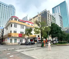 BÁN NHÀ MẶT TIỀN ĐƯỜNG NGUYỄN HUỆ QUẬN 1 - SẢN PHẨM ĐỘC TÔN ĐANG CHÀO BÁN