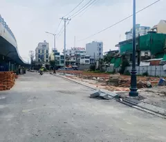 **Bán đất MT Trần Quốc Hoàn, phường 13 Tân Bình; (5*14), vuông vức