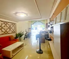Mặt tiền Tạ Quang Bửu 4x20 đúc 5 tầng chỉ 18 tỷ 6