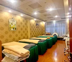 Mặt tiền Tạ Quang Bửu 4x20 đúc 5 tầng chỉ 18 tỷ 6