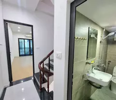 BÁN NHÀ QUỲNH LÔI HAI BÀ TRƯNG NHÀ ĐẸP GIAO THÔNG THUẬN TIỆN THOÁNG SÁNG 50M GIÁ 9,5 TỶ