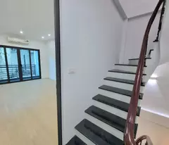 BÁN NHÀ QUỲNH LÔI HAI BÀ TRƯNG NHÀ ĐẸP GIAO THÔNG THUẬN TIỆN THOÁNG SÁNG 50M GIÁ 9,5 TỶ