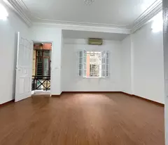 Bán nhà Đào Tấn, ngõ ô tô, 32 m2, MT 5.1 m, 5 tầng, giá chỉ 10.6 tỷ