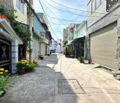Nhà phố hẻm 2295 Huỳnh Tấn Phát, 3 tầng, chỉ 3.4 tỷ