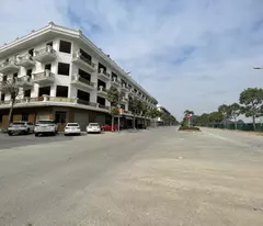 3.25 TỶ SANG TÊN SỔ NGAY. NHẬN NHÀ 4 TẦNG MỚI XÂY TP.THANH HÓA. LH: 0966 343 969