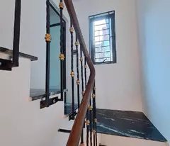 Nhà 3 tầng mặt phố Tam Khương Đống Đa cách ô tô tránh 3 mét, sổ đỏ chính chủ, vuông vắn