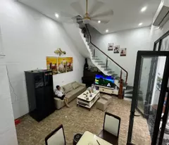 Bán nhà Quan Nhân giá 7.7 tỷ, diện tích 50m2, 3 tầng, mặt tiền 7.5m
