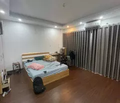 Bán nhà Trương Định giá 9.8 tỷ, diện tích 56m2, 5 tầng, mặt tiền 5.5m