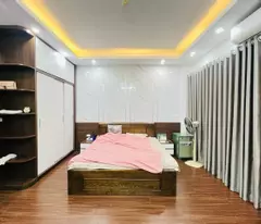 Bán nhà Trương Định giá 9.8 tỷ, diện tích 56m2, 5 tầng, mặt tiền 5.5m