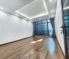 Bán nhà Đinh Công Thượng giá 6.4 tỷ, diện tích 35m2, 5 tầng, mặt tiền 4.5m
