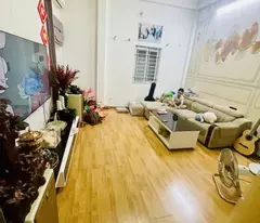 Bán nhà Khương Đình giá 6.8 tỷ, diện tích 36m2, 5 tầng, mặt tiền 4.5m