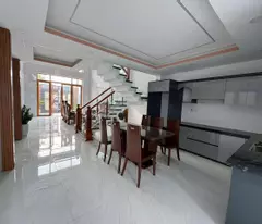 NHà Đẹp  3 Tầng DT khủng 138m2 SHR 3PN Th ới Tam Thôn Hóc Môn  Hẻm 8m Sát Quận 12