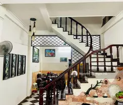 Bán gấp 74m2 đất có nhà riêng 5 tầng, phân lô ôtô tránh, MT 4.5m - 100m ra Hoàng Quốc Việt, 22 tỷ