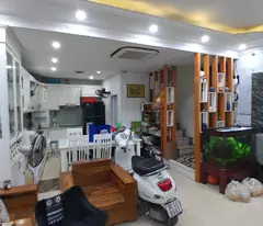 BÁN NHÀ HOÀNG HOA THÁM 50M, 5 TẦNG, MẶT TIỀN 5.1M, Ô TÔ ĐỖ CỬA, NỘI THẤT NHẬP, NHỈNH 10 TỶ