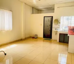 Bán nhà Mặt tiền Nguyễn Văn Cừ - ngay Trần Hưng Đạo, DT: 4.4x46m, 3 Tầng cũ, 38 tỷ.
