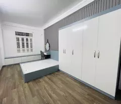 Bán nhà 5 tầng Lĩnh Nam, Hoàng Mai - 28m2, 5,2 tỷ - Vị trí vàng, nhà đẹp, sổ đỏ