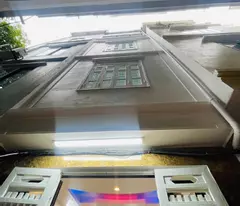 Bán nhà 5 tầng Lĩnh Nam, Hoàng Mai - 28m2, 5,2 tỷ - Vị trí vàng, nhà đẹp, sổ đỏ