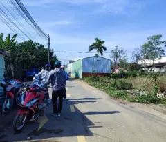 Nhà riêng tại Hương Lộ 7 Đồng Nai với diện tích 92m2, 2 tầng, 3PN, 2WC, pháp lý đầy đủ.