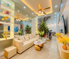 BÁN NHÀ PHỐ 8/3 HAI BÀ TRƯNG NHÀ ĐẸP FULL NỘI THẤT  TIỆN ÍCH ĐẦY ĐỦ THOÁNG SÁNG GIÁ 6,2 TỶ