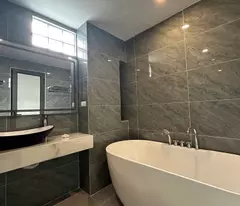 Bán nhà Lâm Du 50 m2 * 6 tầng* 13.1 tỷ, mặt phố kinh doanh, thang máy