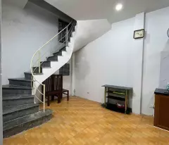 NHÀ NGUYÊN CĂN GIÁ RẺ- CHÍNH CHỦ CHO THUÊ NHÀ NGUYÊN CĂN 3 TẦNG 1 TUM TẠI HAI HÀ TRƯNG , HÀ NỘI