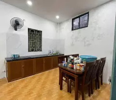 NHÀ NGUYÊN CĂN GIÁ RẺ- CHÍNH CHỦ CHO THUÊ NHÀ NGUYÊN CĂN 3 TẦNG 1 TUM TẠI HAI HÀ TRƯNG , HÀ NỘI