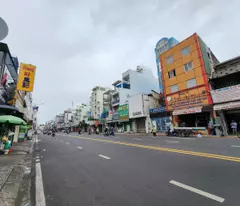 Bán tòa nhà MT 17 Phan Đình Phùng ngay cầu Kiệu ngang 9m dòng tiền tốt