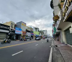 Bán tòa nhà MT 17 Phan Đình Phùng ngay cầu Kiệu ngang 9m dòng tiền tốt