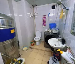 Bán tập thể tầng 1 quỳnh mai ô tô hai bà trưng