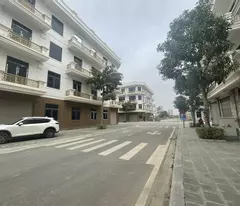 60M2, MT 5M, XÂY 4 TẦNG. 3,2 TỶ BAO SỔ. TP.THANH HÓA.. LH: 0966 343 969