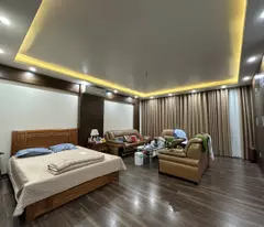 Chính chủ cần bán nhà đẹp tại phố Trần Phú, quận Hà Đông, ngõ rộng, thoáng, ô tô đỗ cửa.