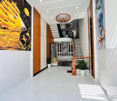 Bán nhà 4 tầng (4x17)  Mặt tiền bờ kè Đường 8m Thạnh Xuân 24, Quận 12 giá tốt