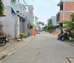 ĐẤT PHÂN LÔ LONG BÌNH Q9 CẦN BÁN GẤP. 69.4M VUÔNG ĐẸP. CHỈ HƠN 3 TỶ. TL