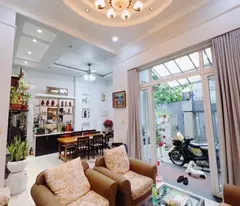 BÁN BIỆT THỰ XE HƠI NGỦ TRONG NHÀ ĐƯỜNG VĨNH HỘI, QUẬN 4 - NGANG LỚN 18M*10M